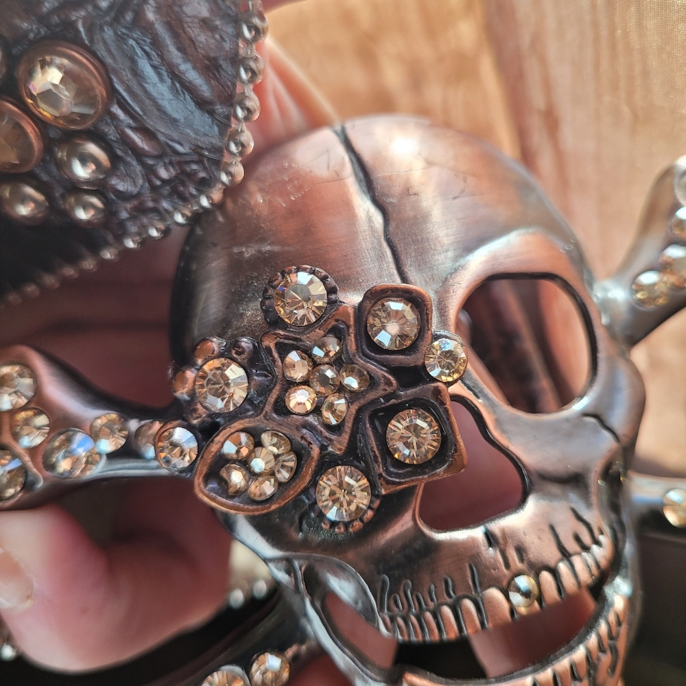 B.b.simon belt